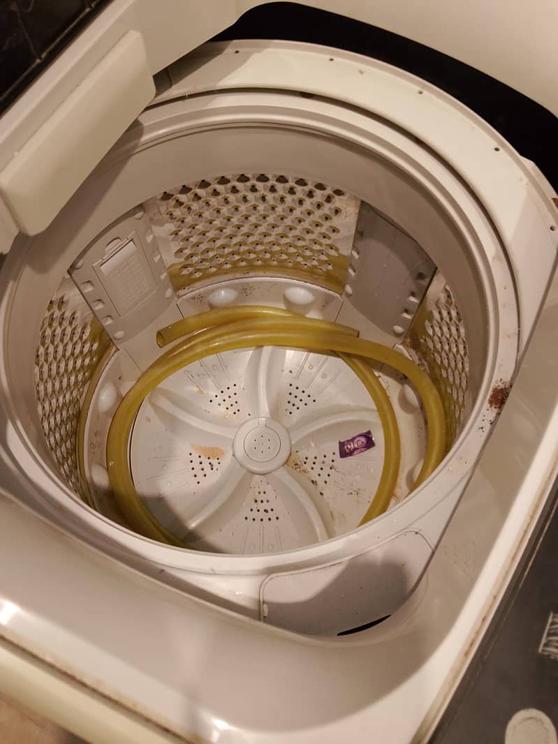 Dawlance Automatic Washing machine 4