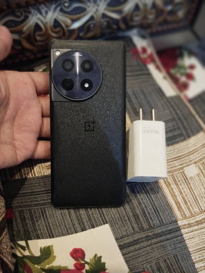 One Plus 12R 6