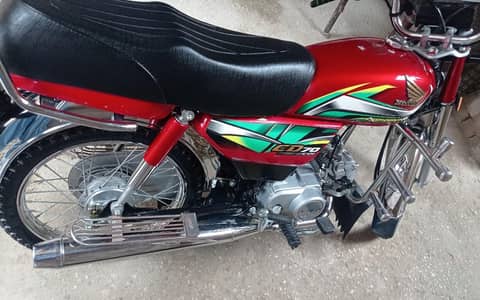 honda cd 70 lush condition. . . biometric available. . . all Punjab number
