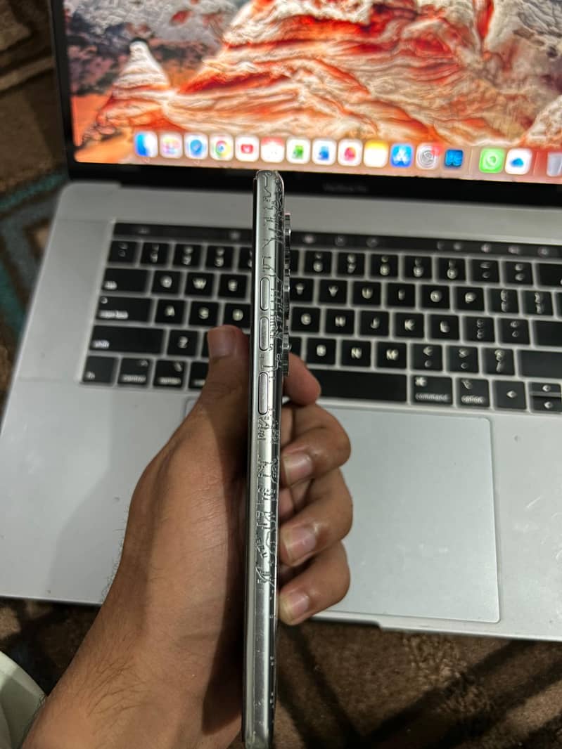 Tecno CAMON 40 5