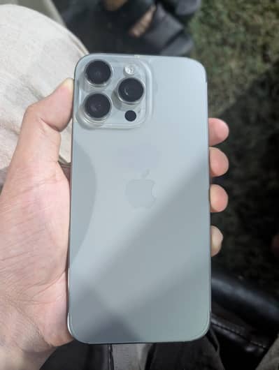 Apple iPhone 15 Pro Max