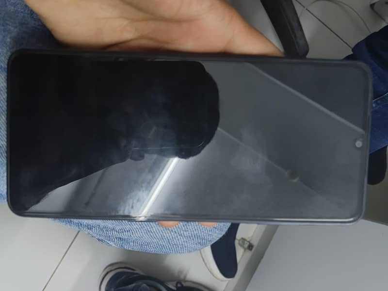 Samsung Mobile A06 5