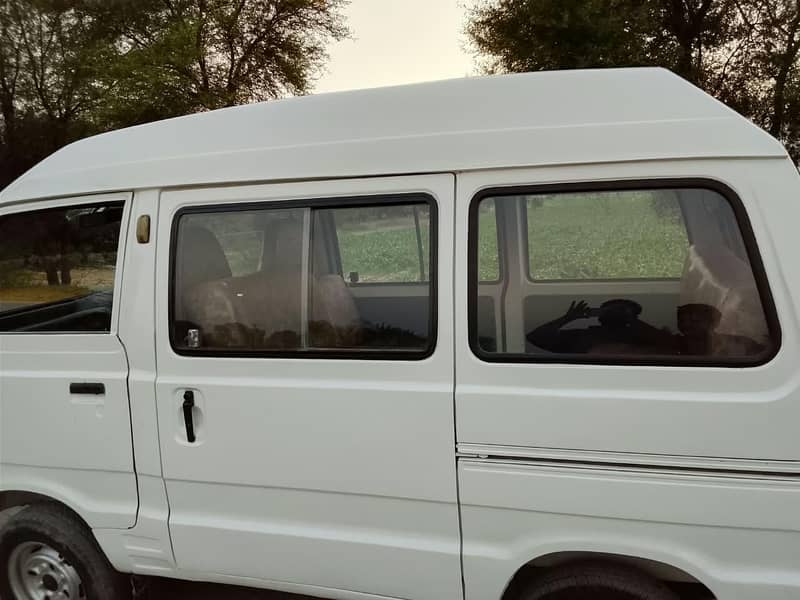 Suzuki Bolan 2016 3