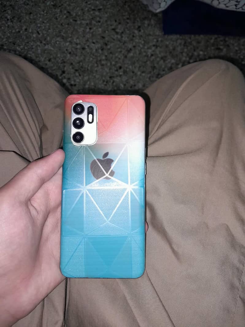 OPPO Reno6 4
