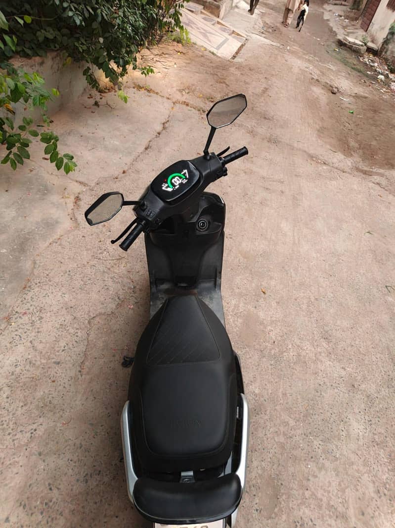 electric scooter  0