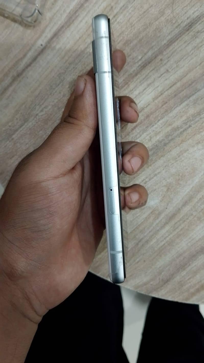Google Pixel 7a 1