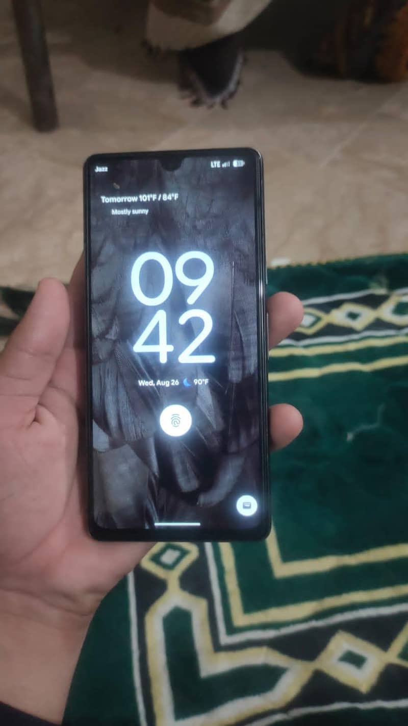 Google Pixel 7 4