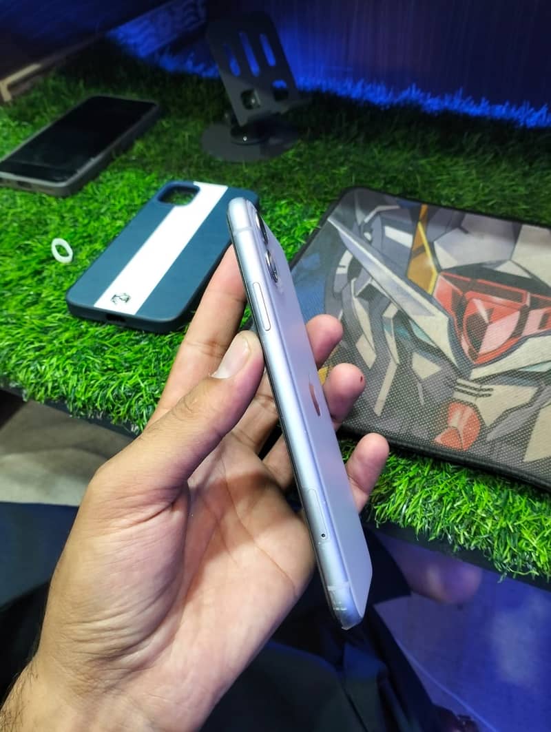 Apple iPhone 11 1