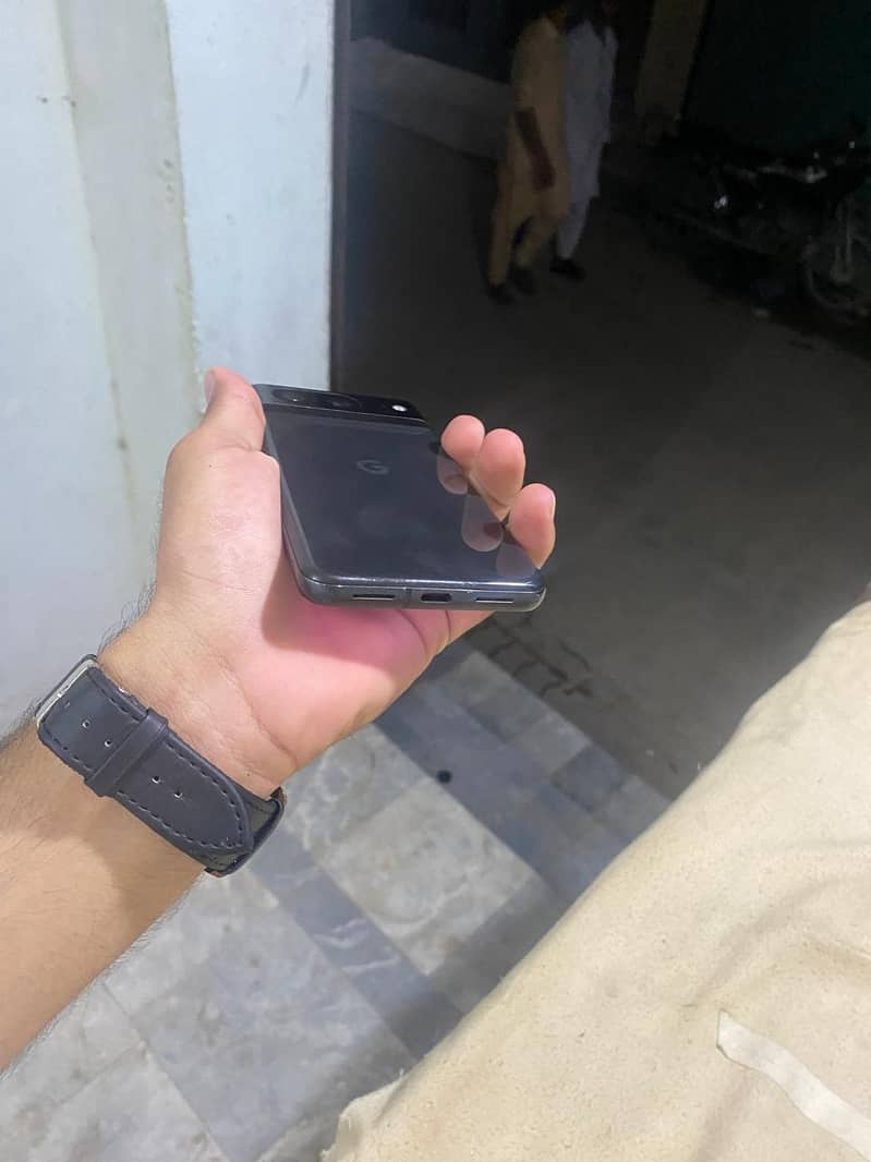 Google Pixel 8 1