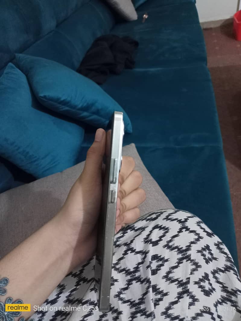 Infinix Note 40 5