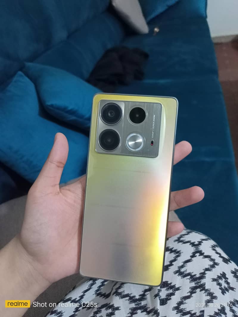 Infinix Note 40 6