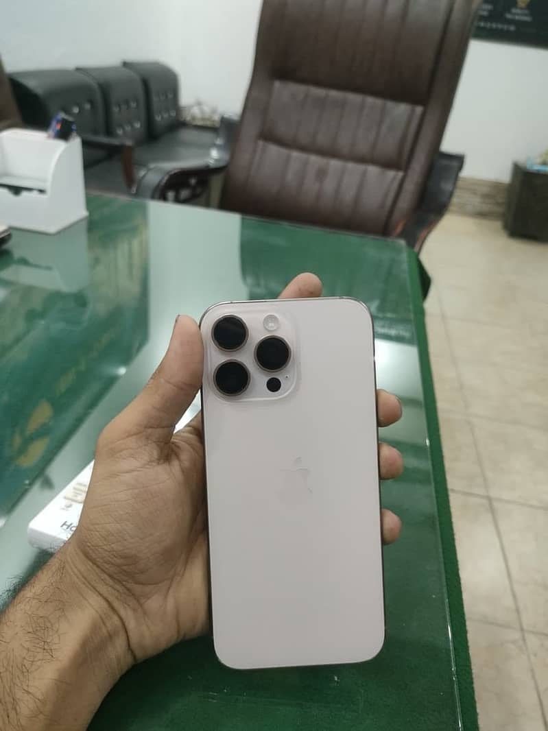 Iphone 16 pro max 2