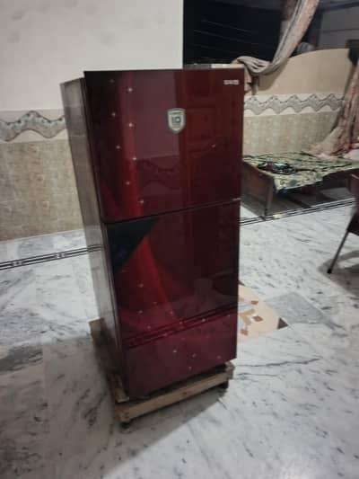 waves small size fridge good condition