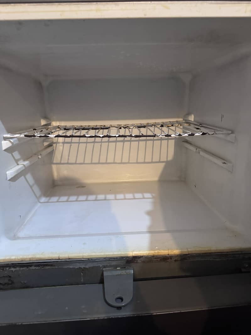 Refrigerator 3