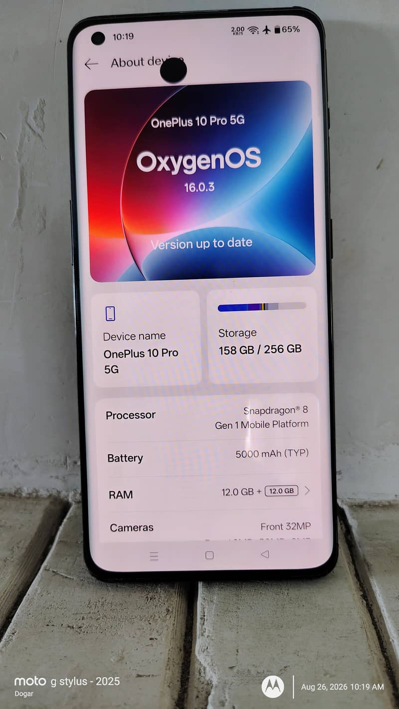 One Plus 10 Pro 4