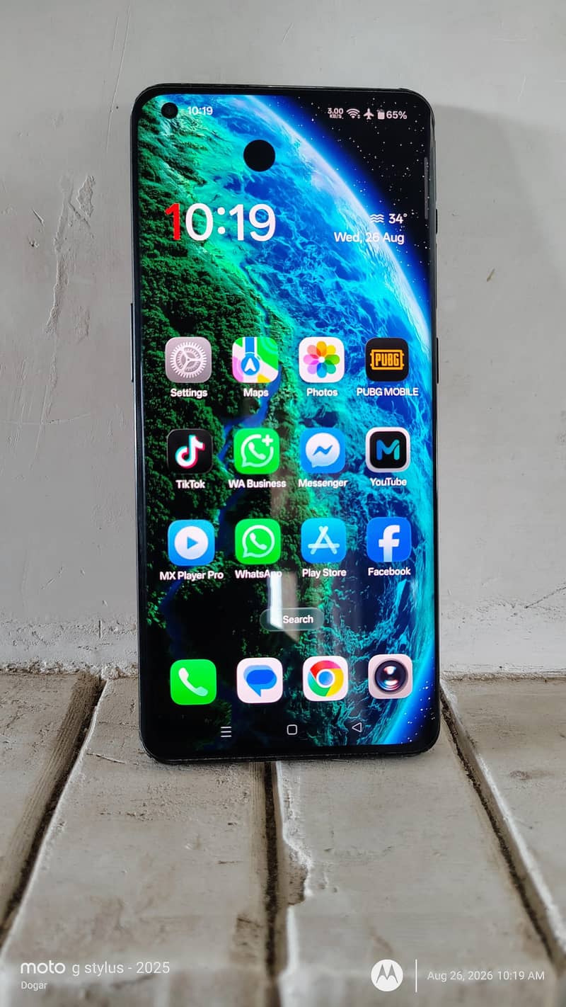 One Plus 10 Pro 6