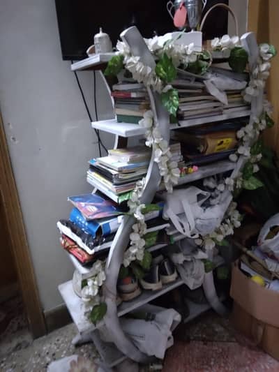 i want to sell my shelves