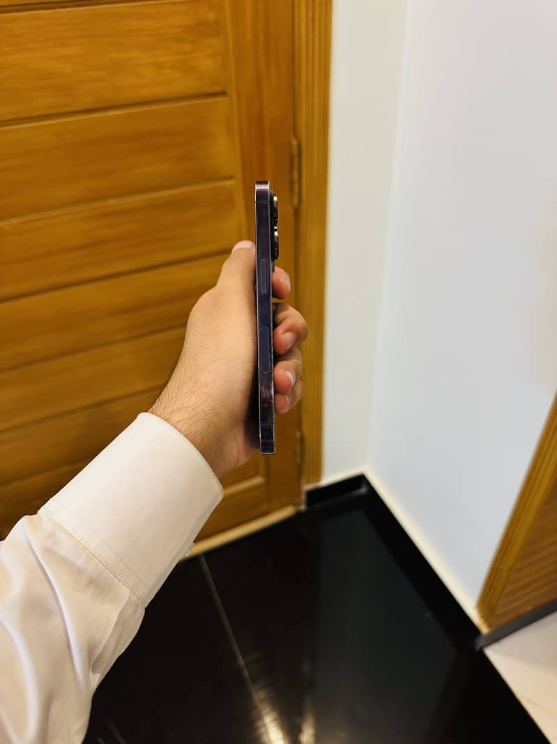 Apple iPhone 14 Pro 3