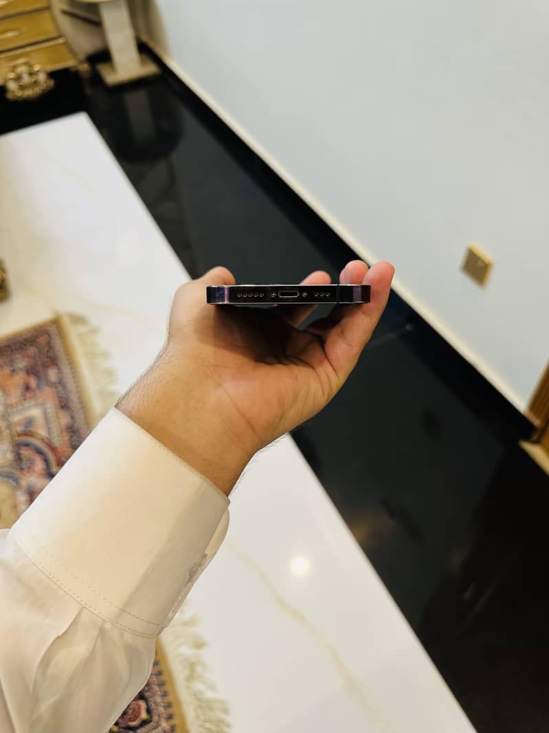 Apple iPhone 14 Pro 4