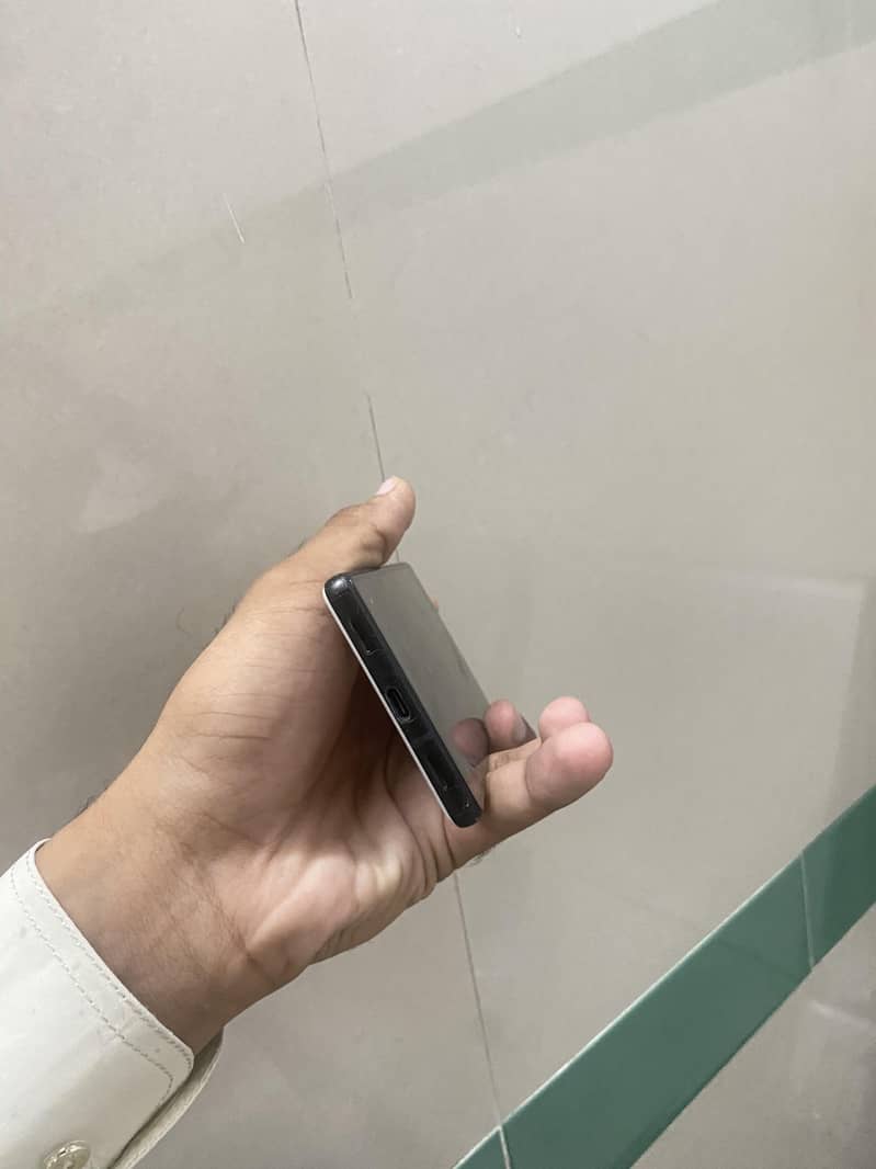 Google Pixel 6a 3