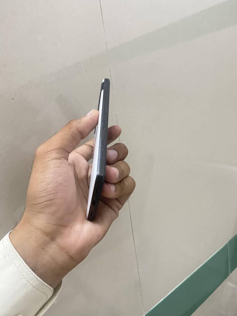 Google Pixel 6a 4