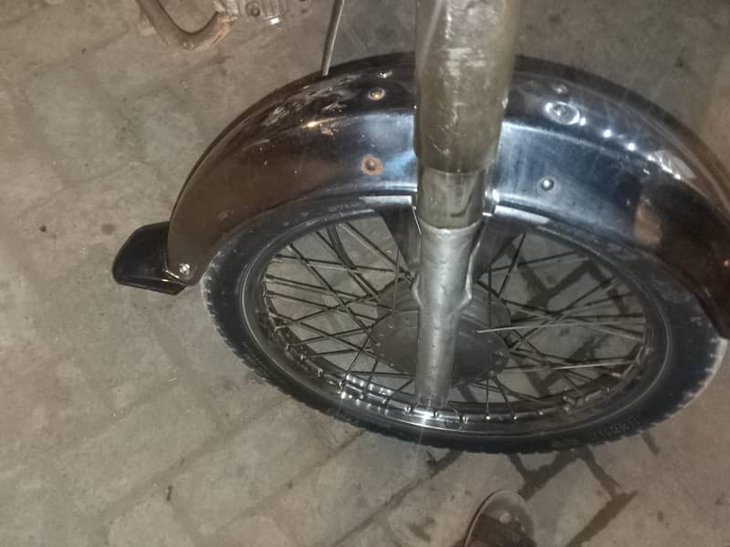 United 70cc 1