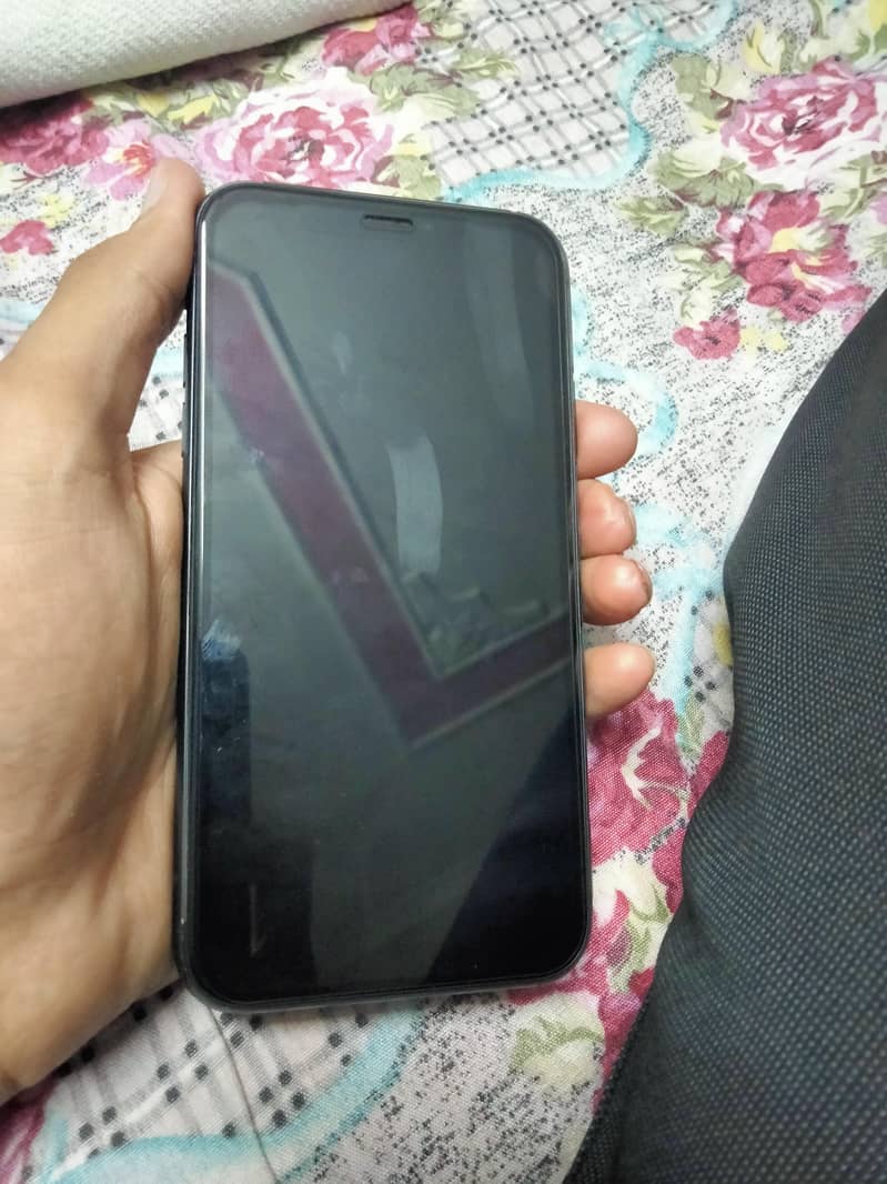 iPhone 11 JV 7