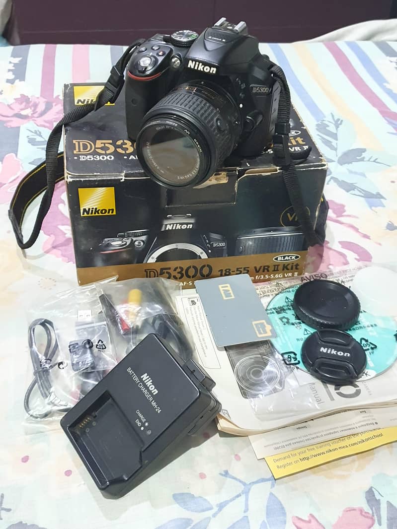 CAMERA NIKON D5300 1