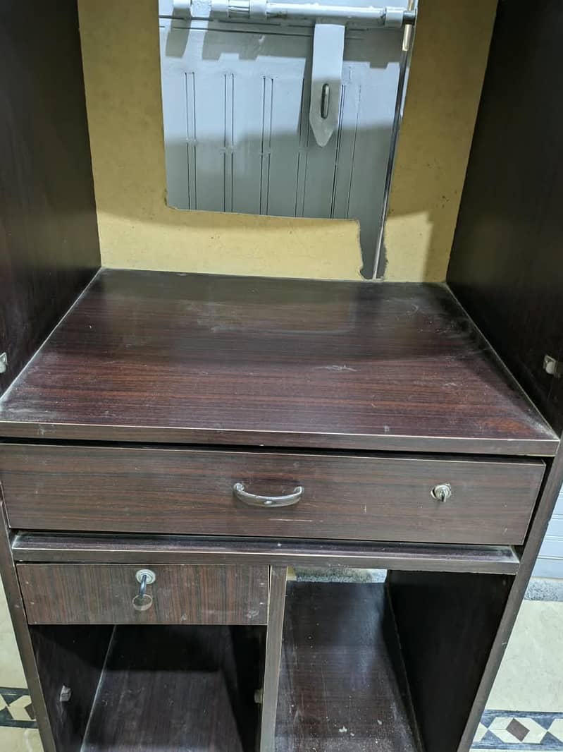 Compact Computer Trolley / Computer Table 2