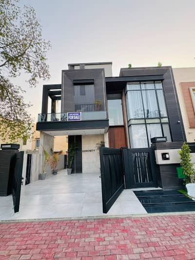 10 Marla House Available For Sale In Overseas Enclave Bahria Town Lahore