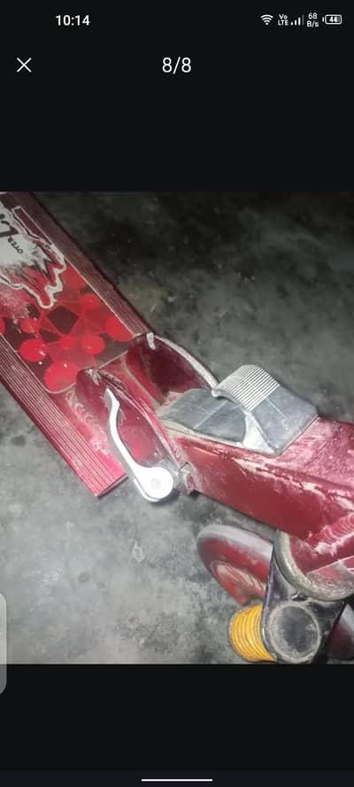  Red Kids Scooty with Wheel Lights – For Sale