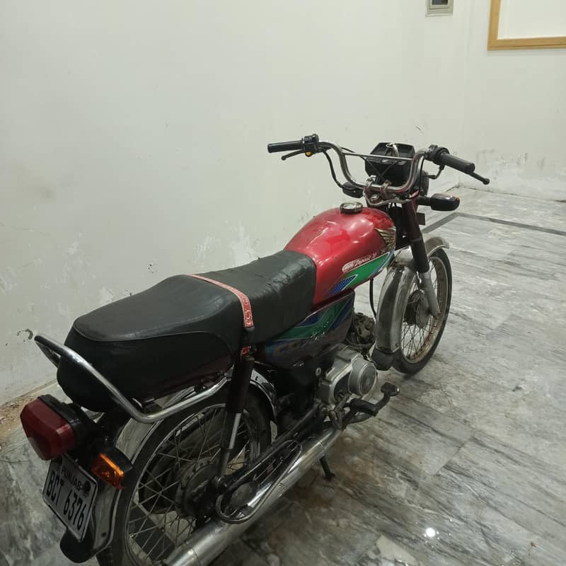 CD 70 0