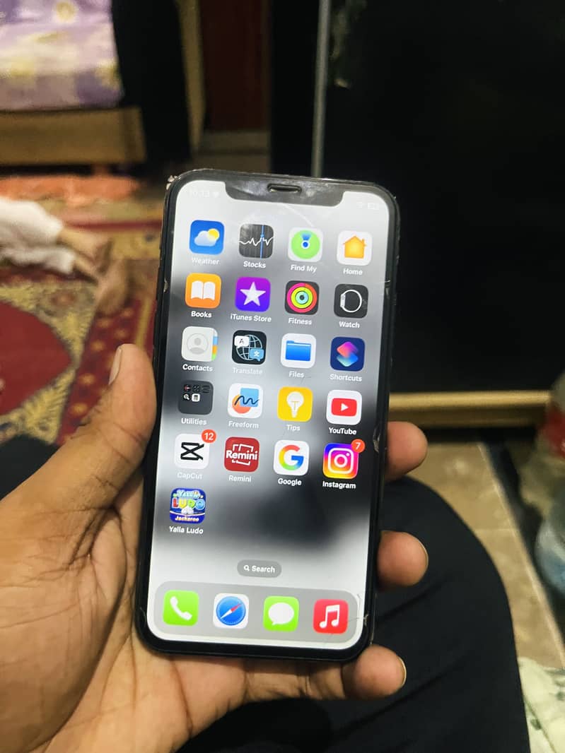 Apple iPhone X 9