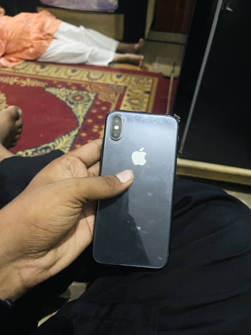 Apple iPhone X 15