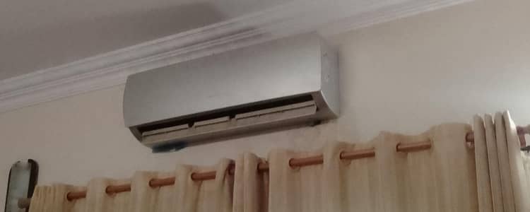 bedroom set and other house hold goods for urgent Sale. .
