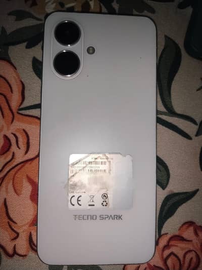 Tecno Spark Go 2