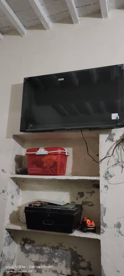 43' LED full HD