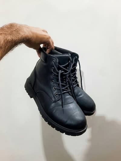 JOMIX Men's Black High-Ankle Boots (Size 43) – Good Condition