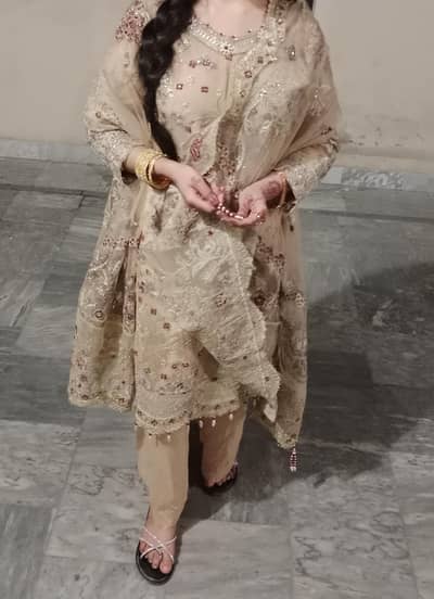 Party wear|festive|embroided