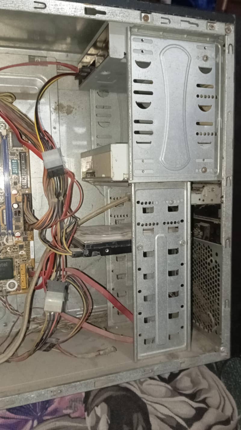 Intel Core 2 Duo PC Tower 4