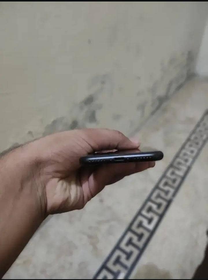 Apple iPhone SE 2