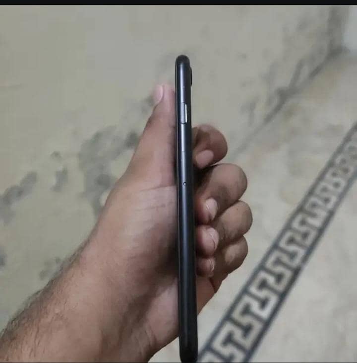 Apple iPhone SE 5
