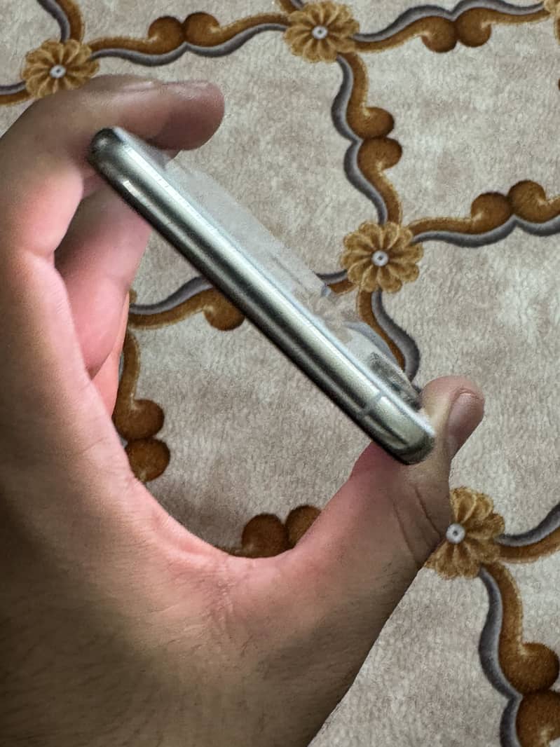 Apple iPhone X 1