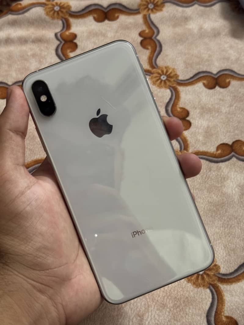 Apple iPhone X 2