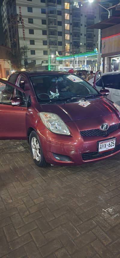 Toyota Vitz 2013