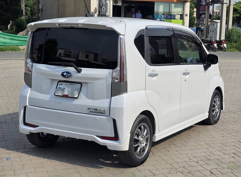 SUBARU STELLA 5