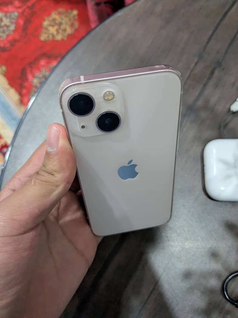 Apple iPhone 13 mini 6