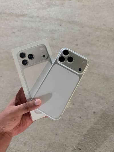 Iphone 17 pro max with box