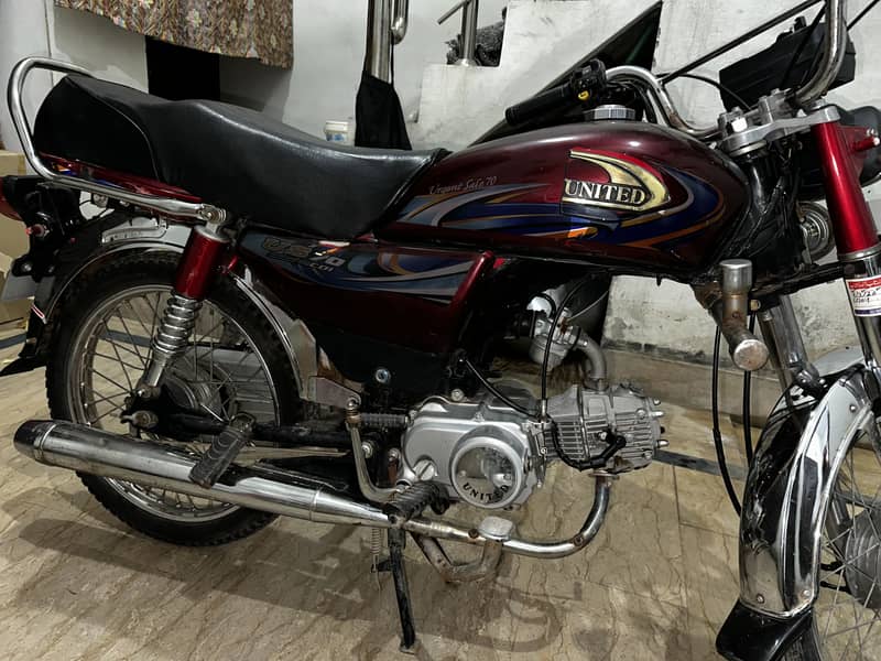 United 70cc 3