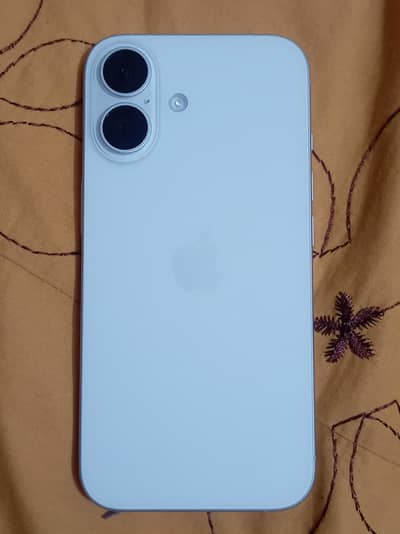 Apple iPhone 16